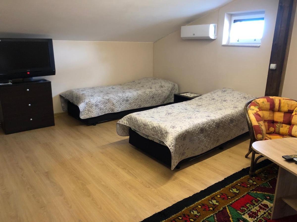 Villa Jerman Konska Екстериор снимка
