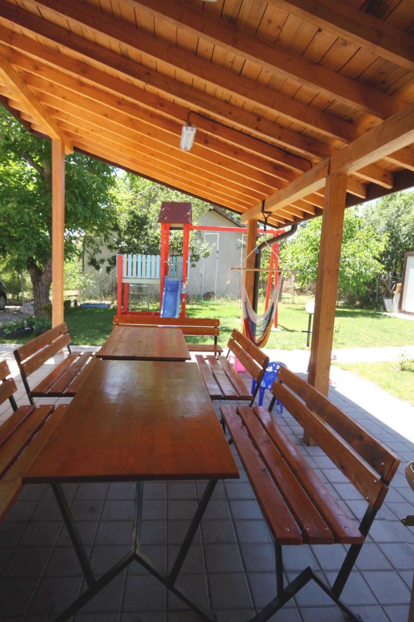 Villa Jerman Konska Екстериор снимка